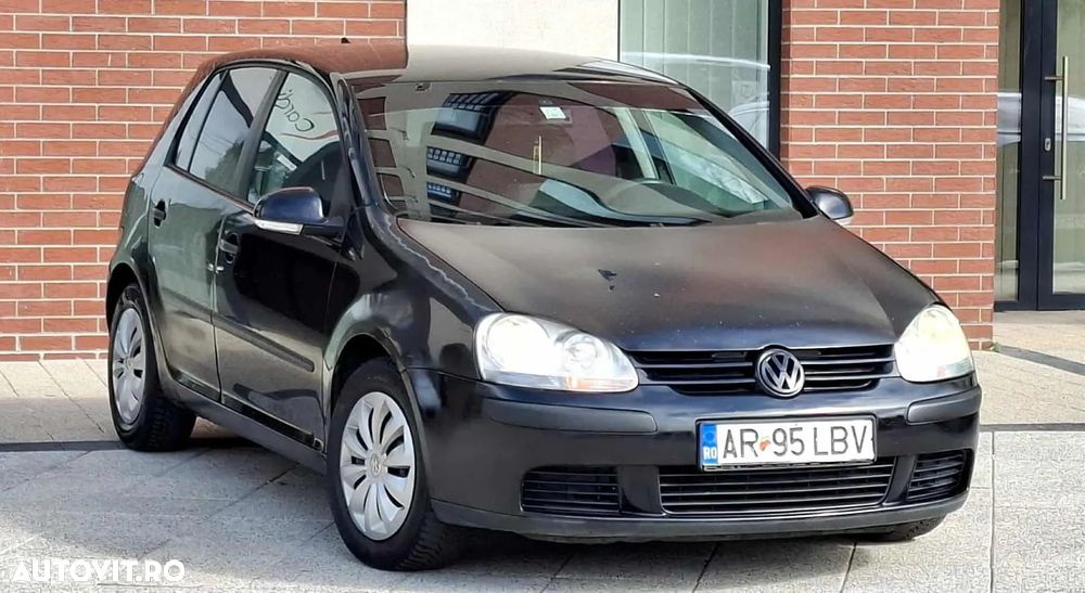 Volkswagen Golf - 2