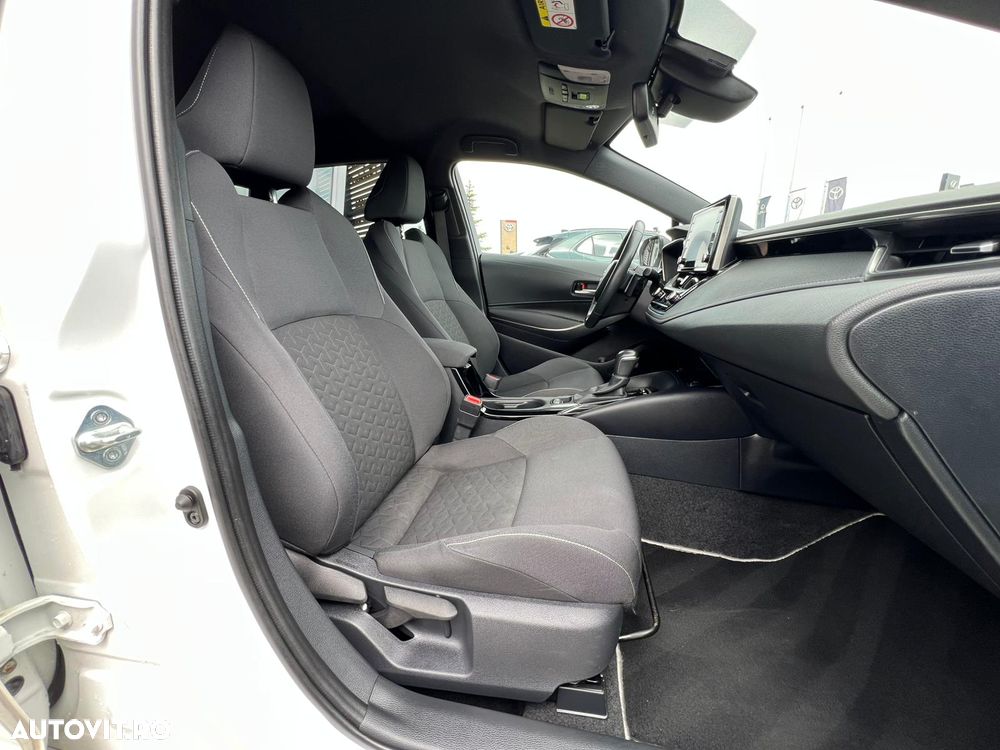 Toyota Corolla - 15