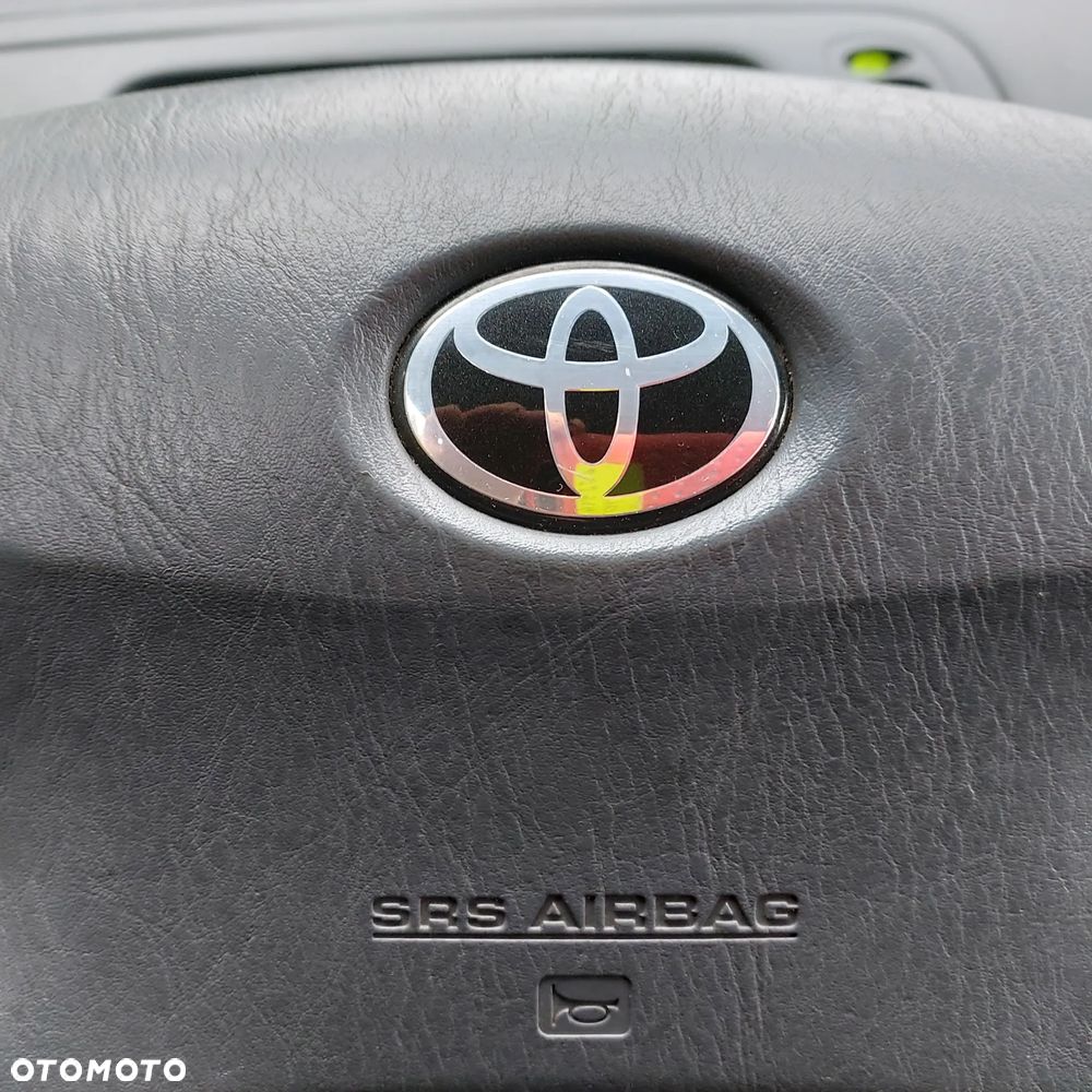 Toyota Previa - 9