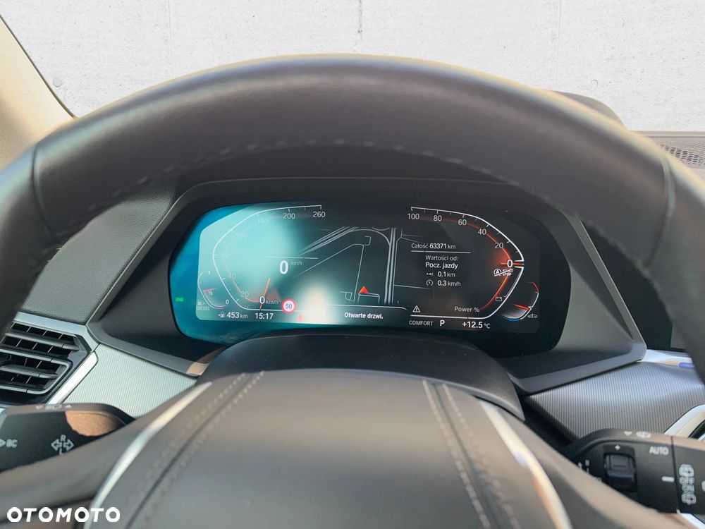 BMW X5 xDrive25d - 16