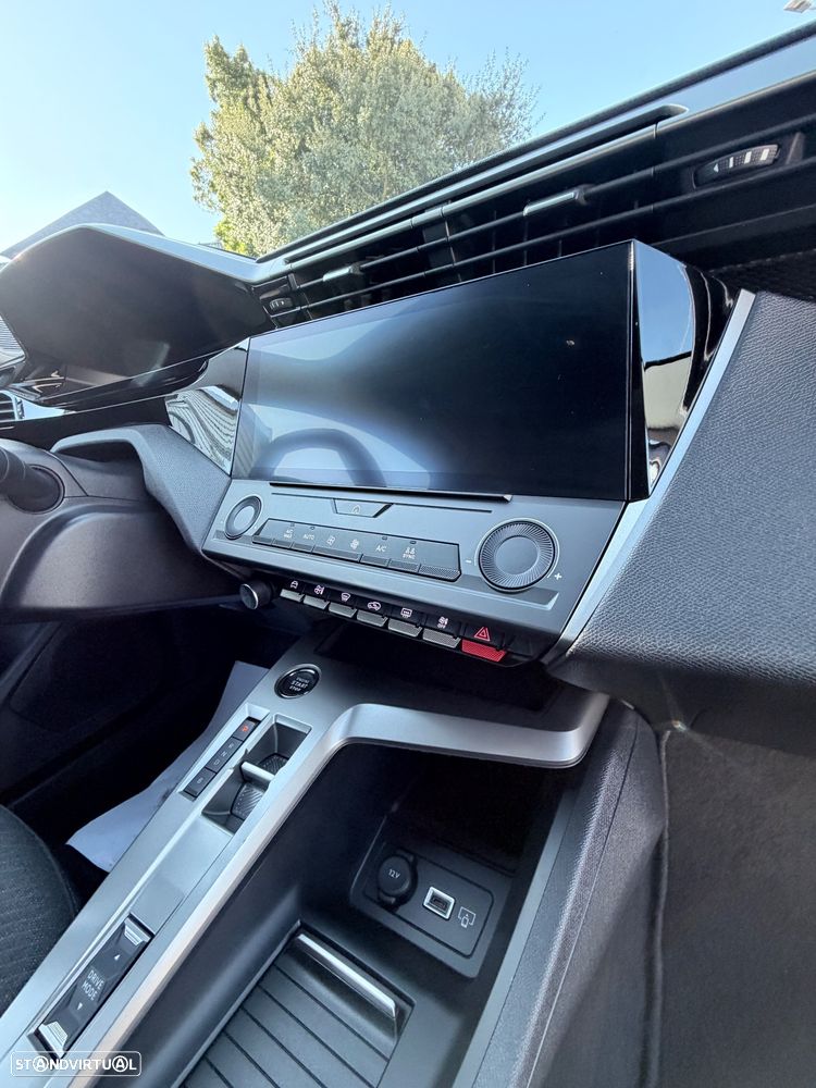 Peugeot e-308 156 Style - 24