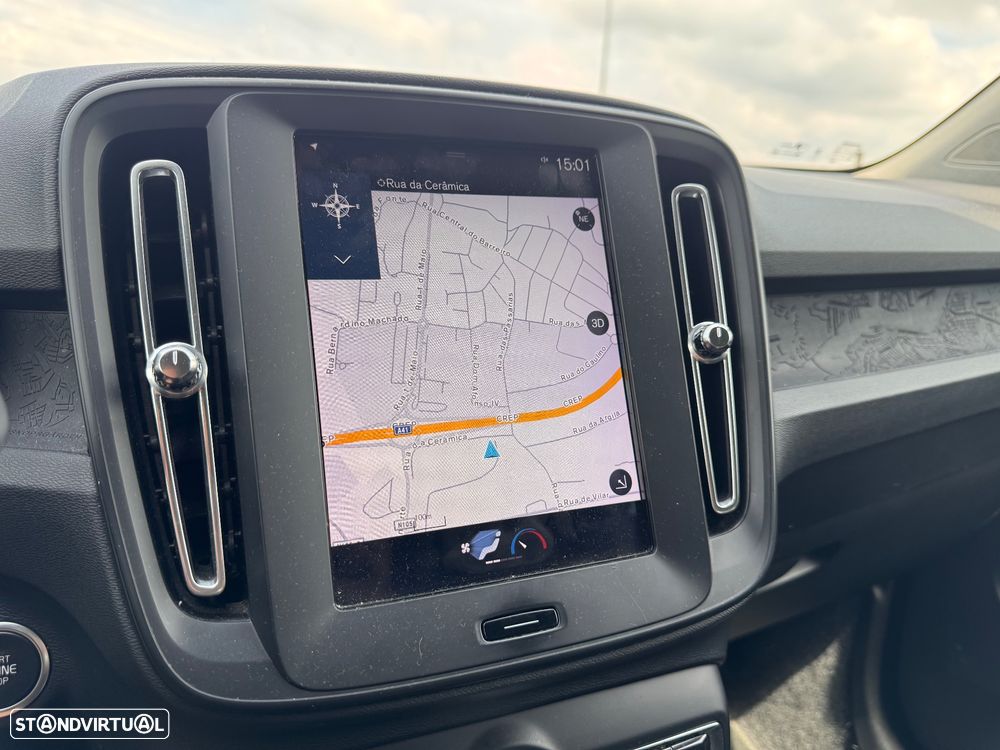 Volvo XC 40 2.0 D3 Momentum Geartronic - 16