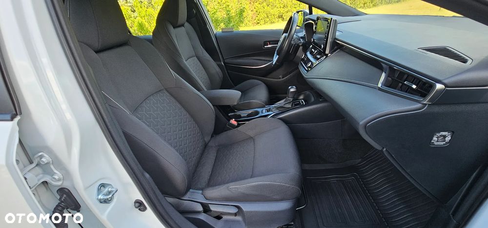 Toyota Corolla 2.0 Hybrid Comfort - 33