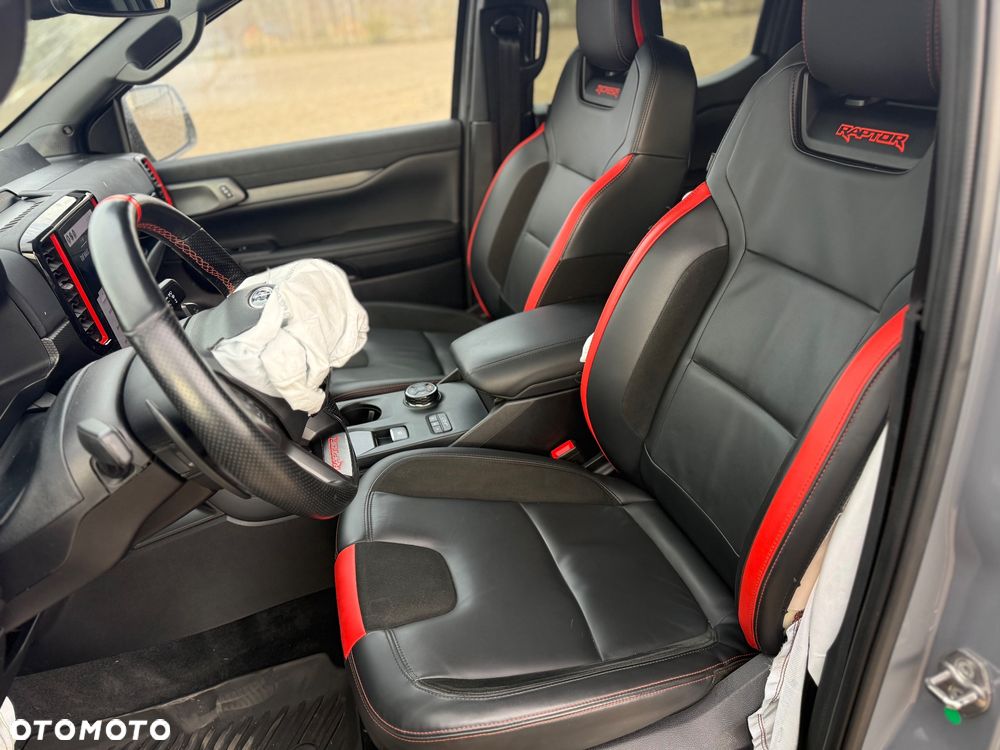 Ford Ranger Raptor - 12