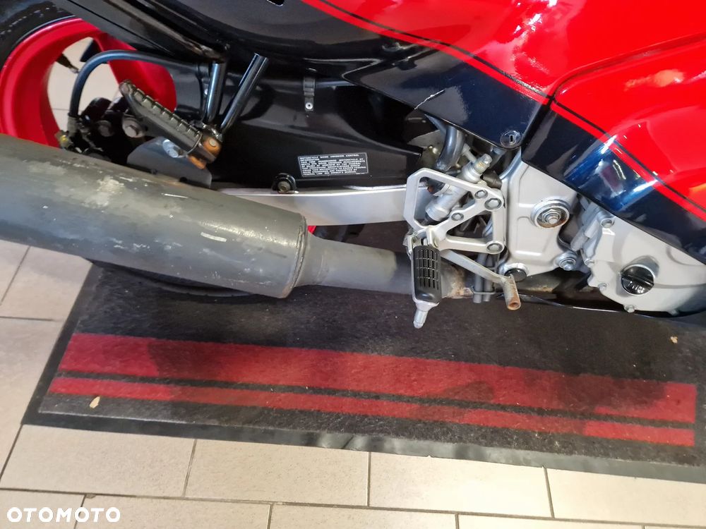 Honda CBR - 16