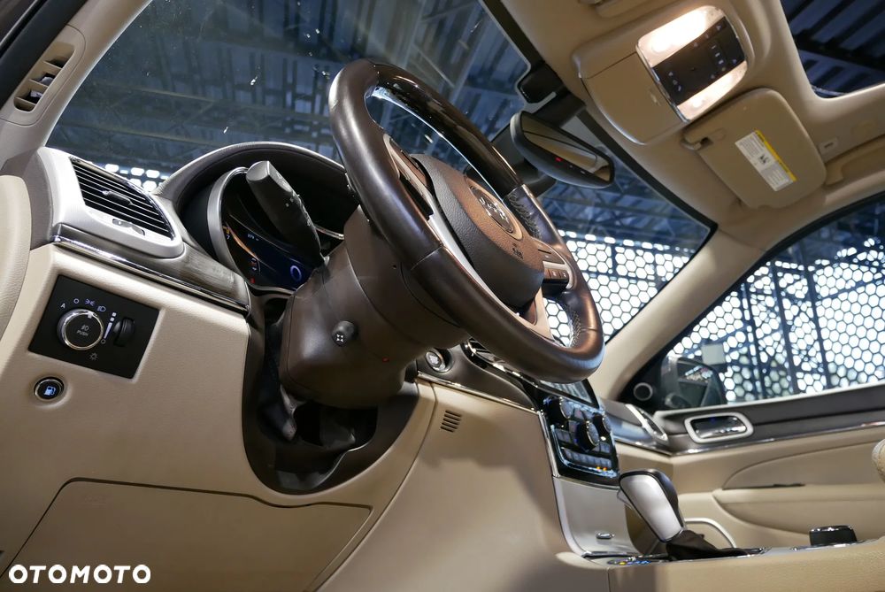 Jeep Grand Cherokee Gr 3.6 V6 Overland - 24