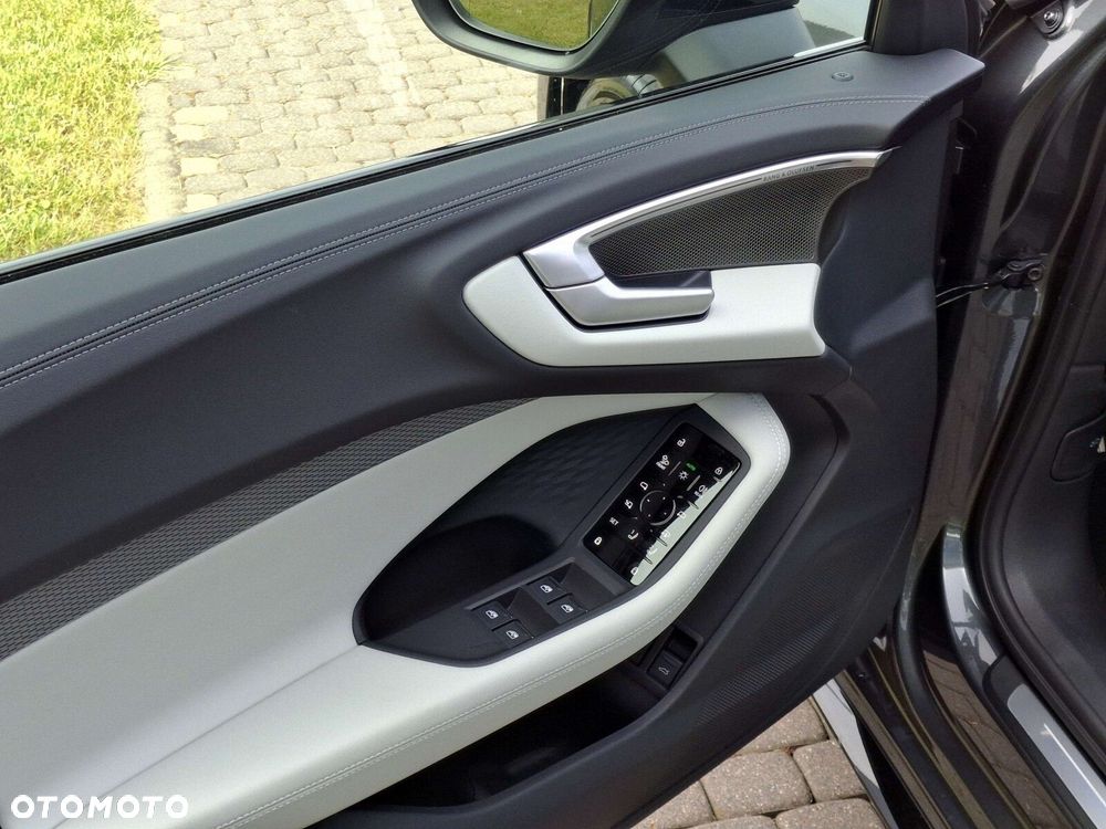 Audi A5 Limousine - 32