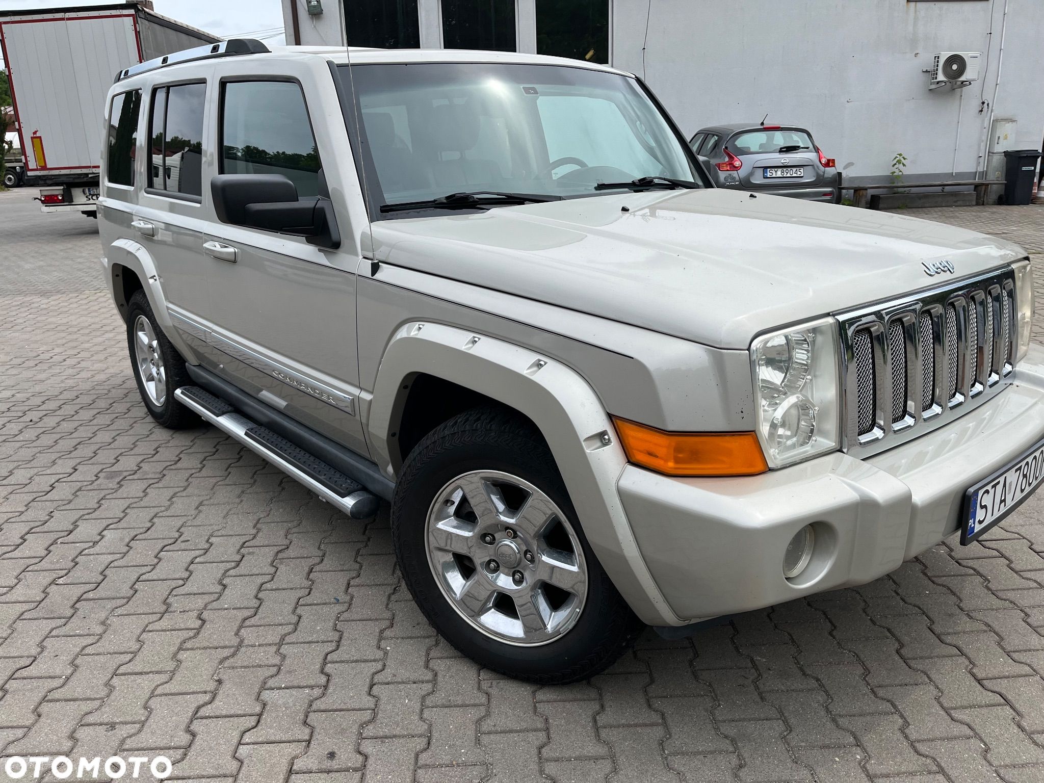 Jeep Commander 5.7 V8 HEMI Automatik Limited - 1