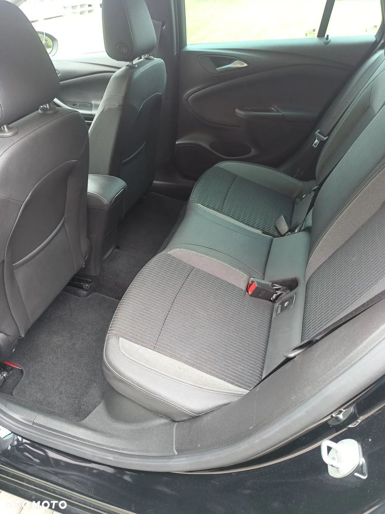 Opel Astra 1.5 CDTI Business Elegance S&S - 9