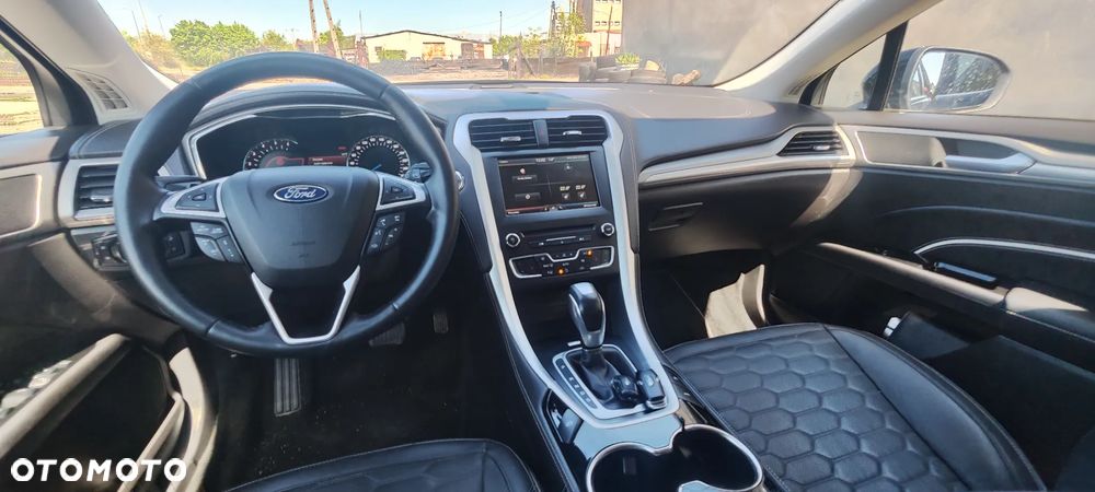 Ford Mondeo Vignale 2.0 TDCi PowerShift - 37