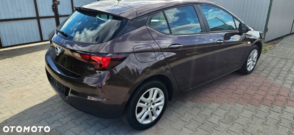 Opel Astra 1.4 T Cosmo S&S EU6 - 23