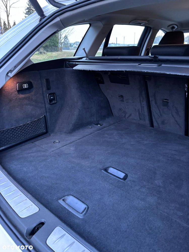 BMW Seria 3 318d - 19