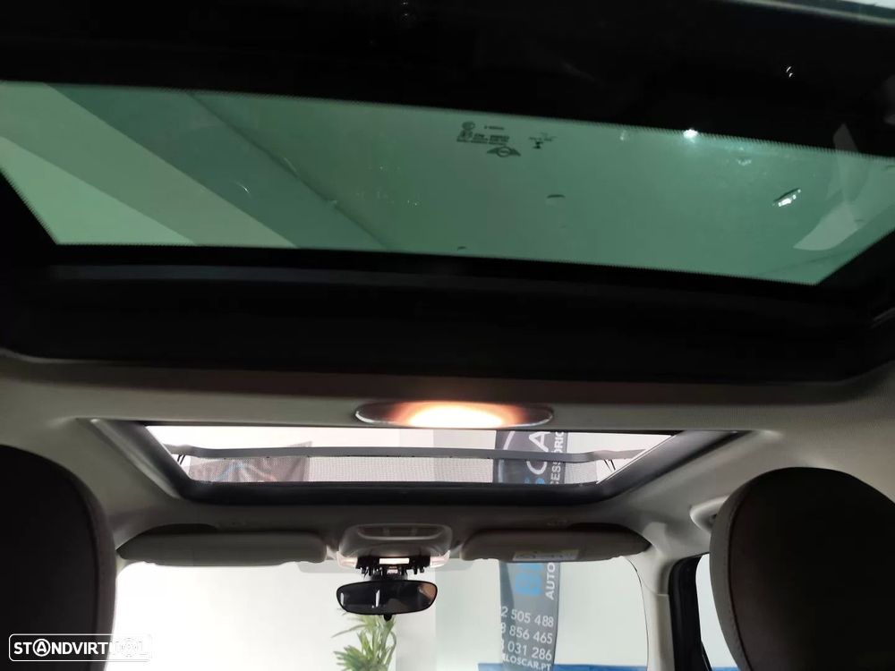 MINI 5 Portas One Auto - 23