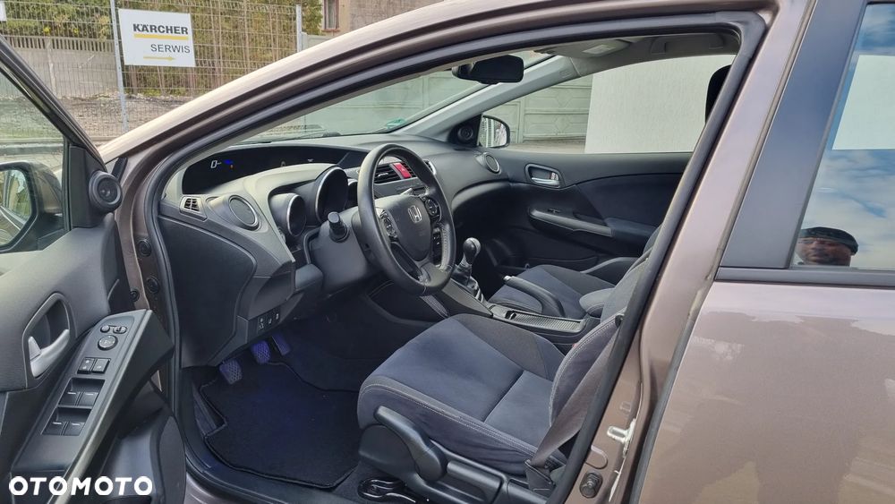 Honda Civic 1.8 i-VTEC Sport - 12