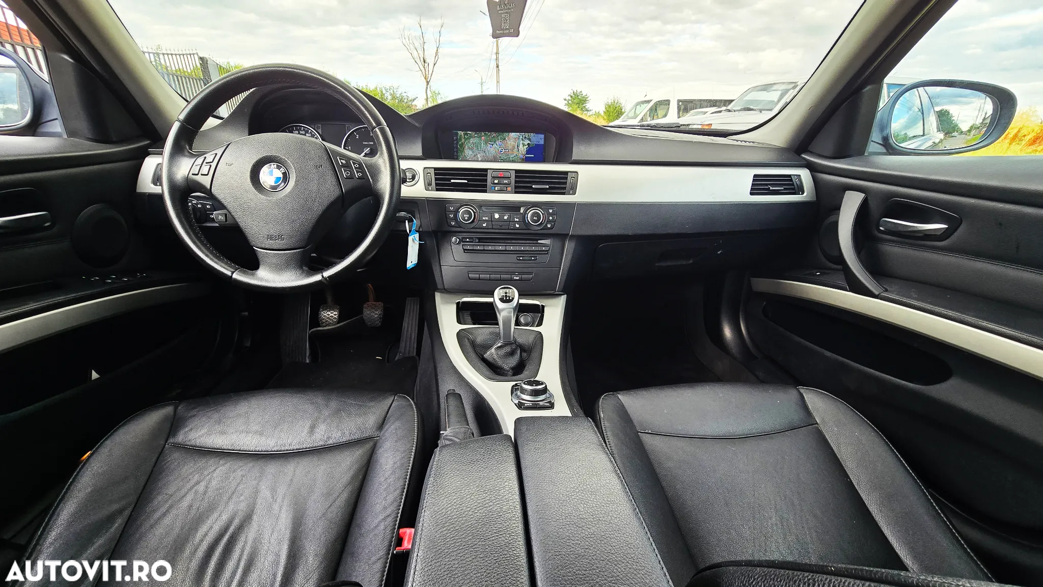 BMW Seria 3 318d - 8