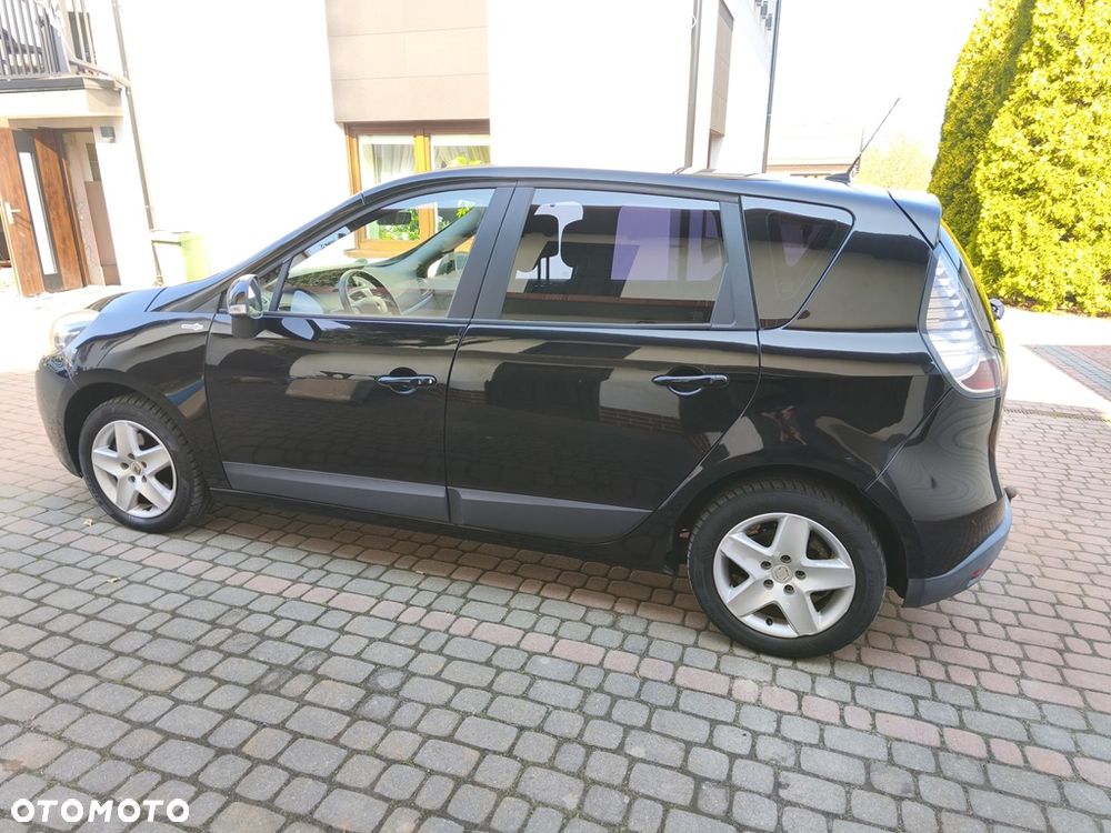 Renault Scenic 1.6 16V 110 TomTom Edition - 12