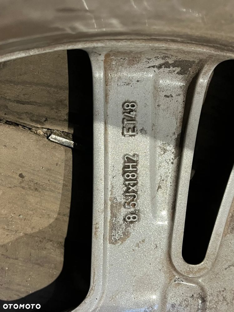 Mercedes E klasa W212 A2124015702 8,5 x 18 ET 48 1szt. - 5