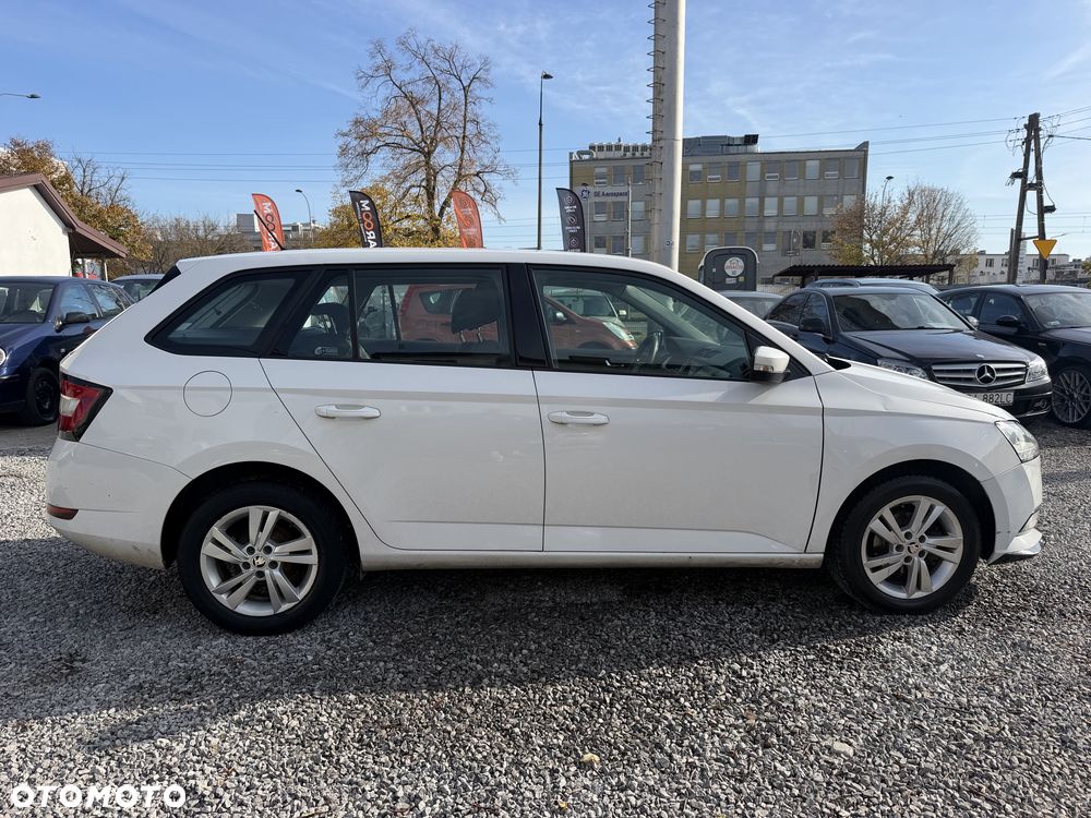 Skoda Fabia - 6