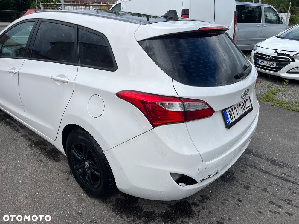 Hyundai i30 1.6 Trend - 6