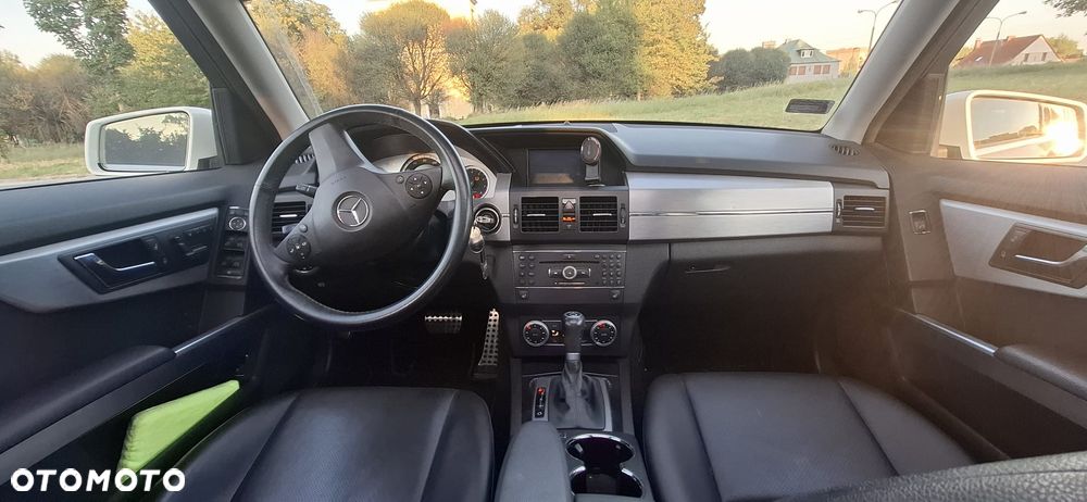 Mercedes-Benz GLK 350 4-Matic - 6