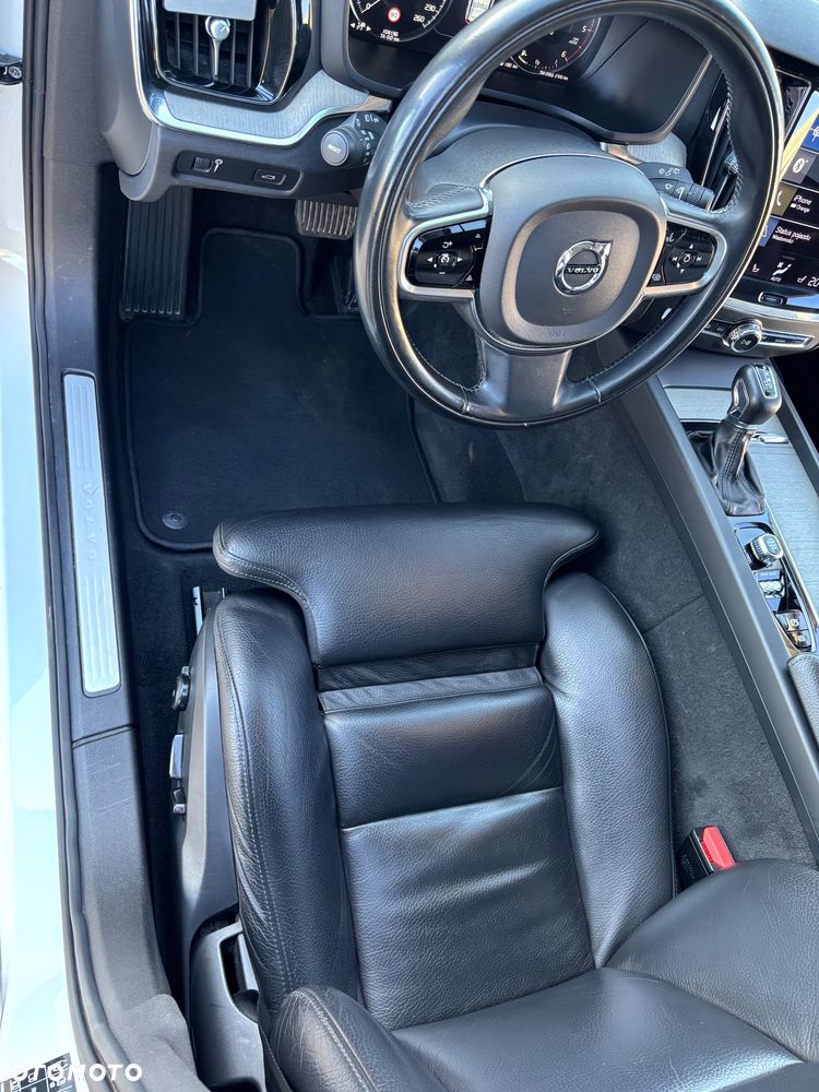 Volvo V60 Cross Country D4 AWD - 9