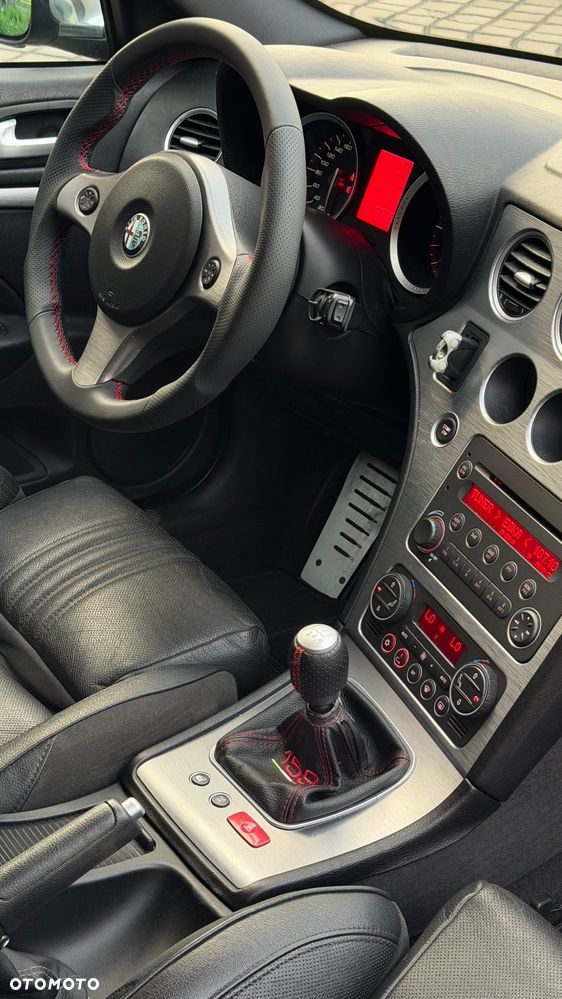 Alfa Romeo 159 1.9 JTDM 16V DPF ti - 28