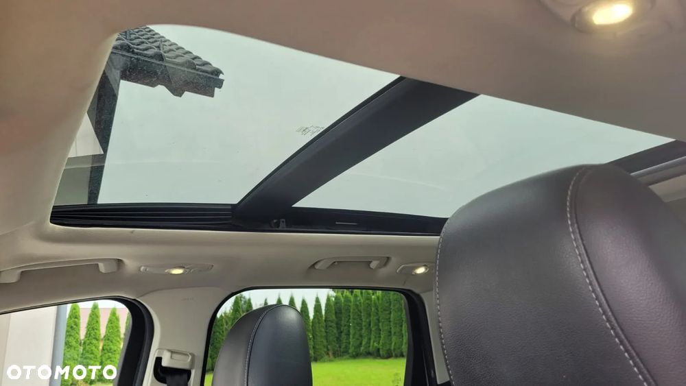 Ford Kuga 2.0 TDCi 2x4 ST-Line - 15