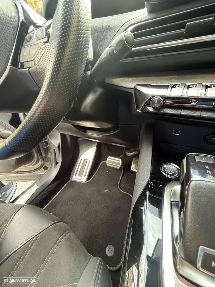 Peugeot 5008 1.5 BlueHDi GT EAT8 - 34