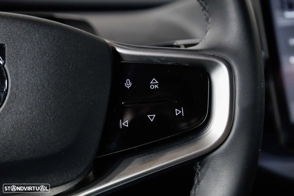 Volvo EX30 69 kWh Single Motor Extended Range Plus - 28