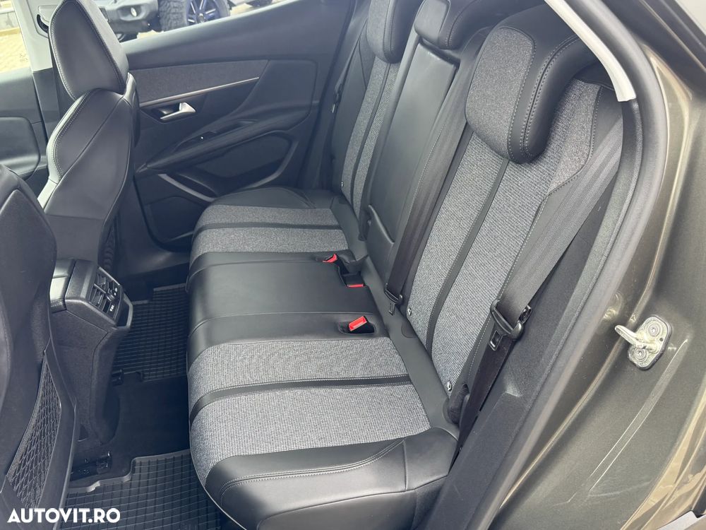 Peugeot 3008 BlueHDi 130 Stop & Start Allure - 21