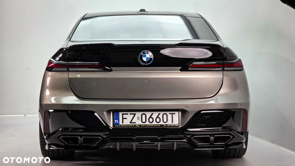 BMW Seria 7 M760e PHEV xDrive Individual Edition sport - 5