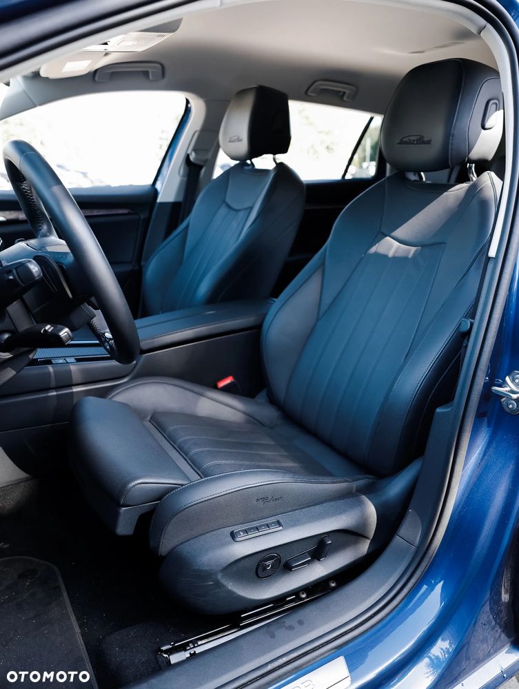 Skoda Superb 2.0 TDI SCR L&K DSG - 12