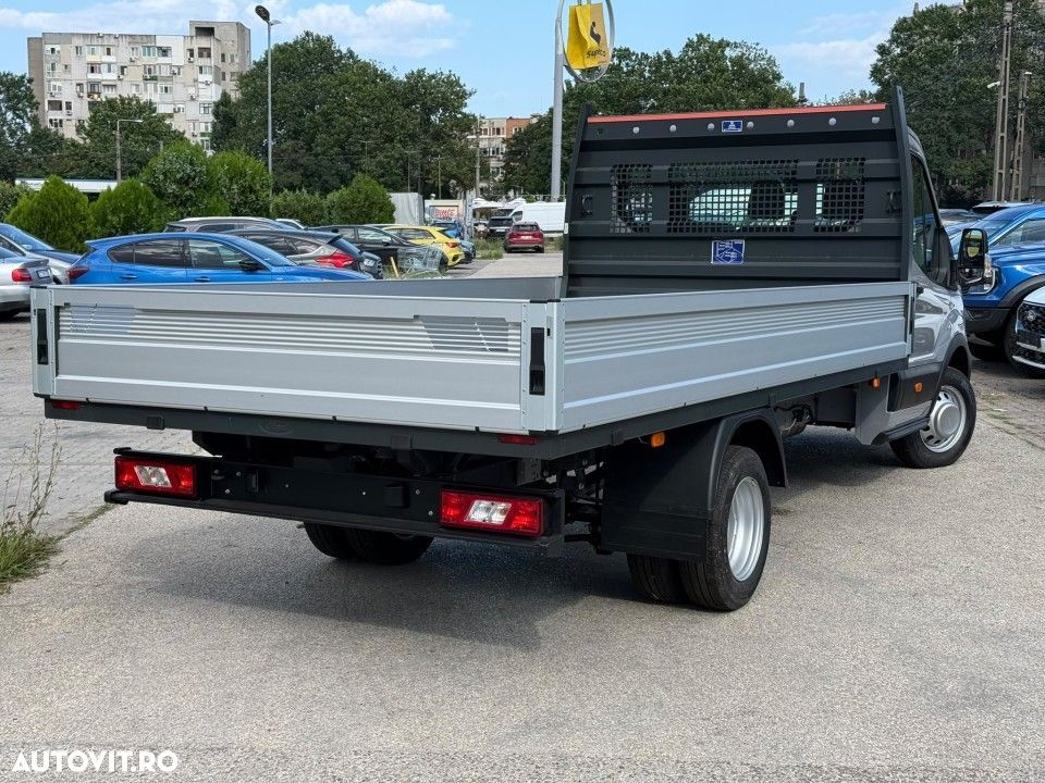 Ford Transit - 7