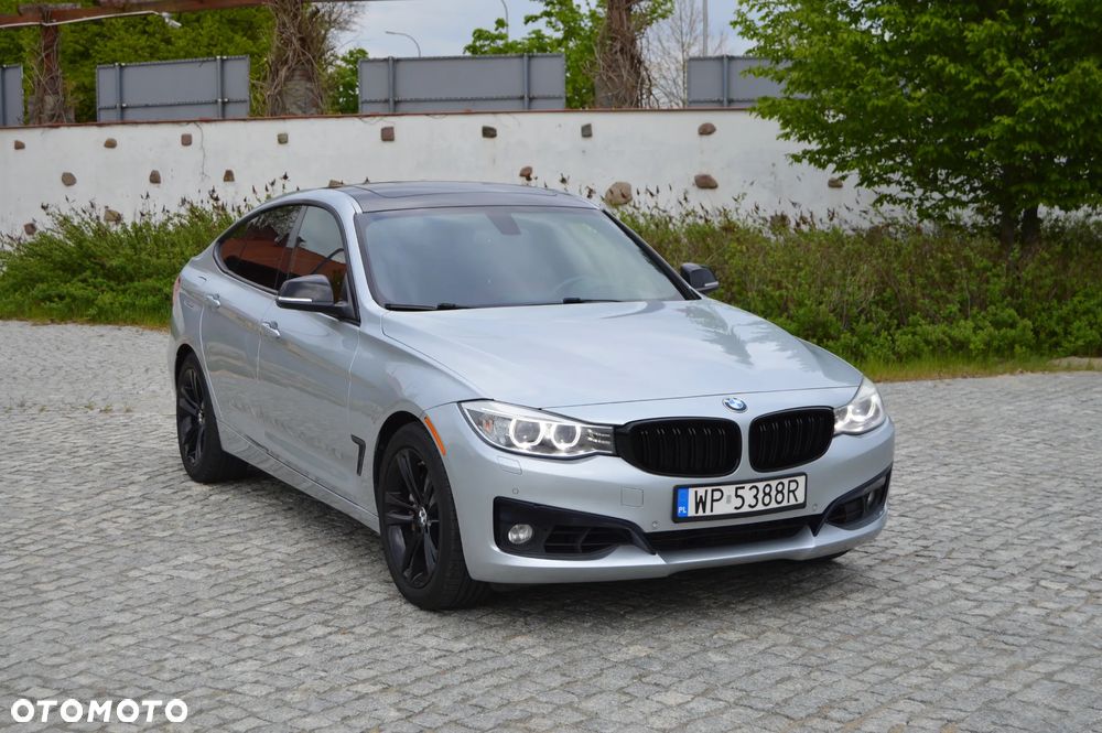 BMW 3GT 335i xDrive Sport Line - 9