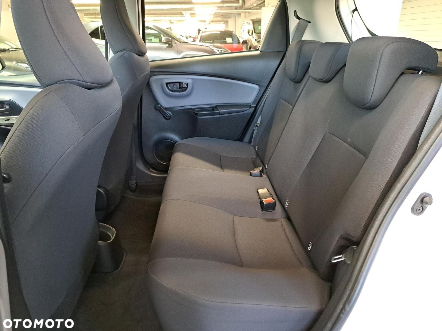 Toyota Yaris - 11