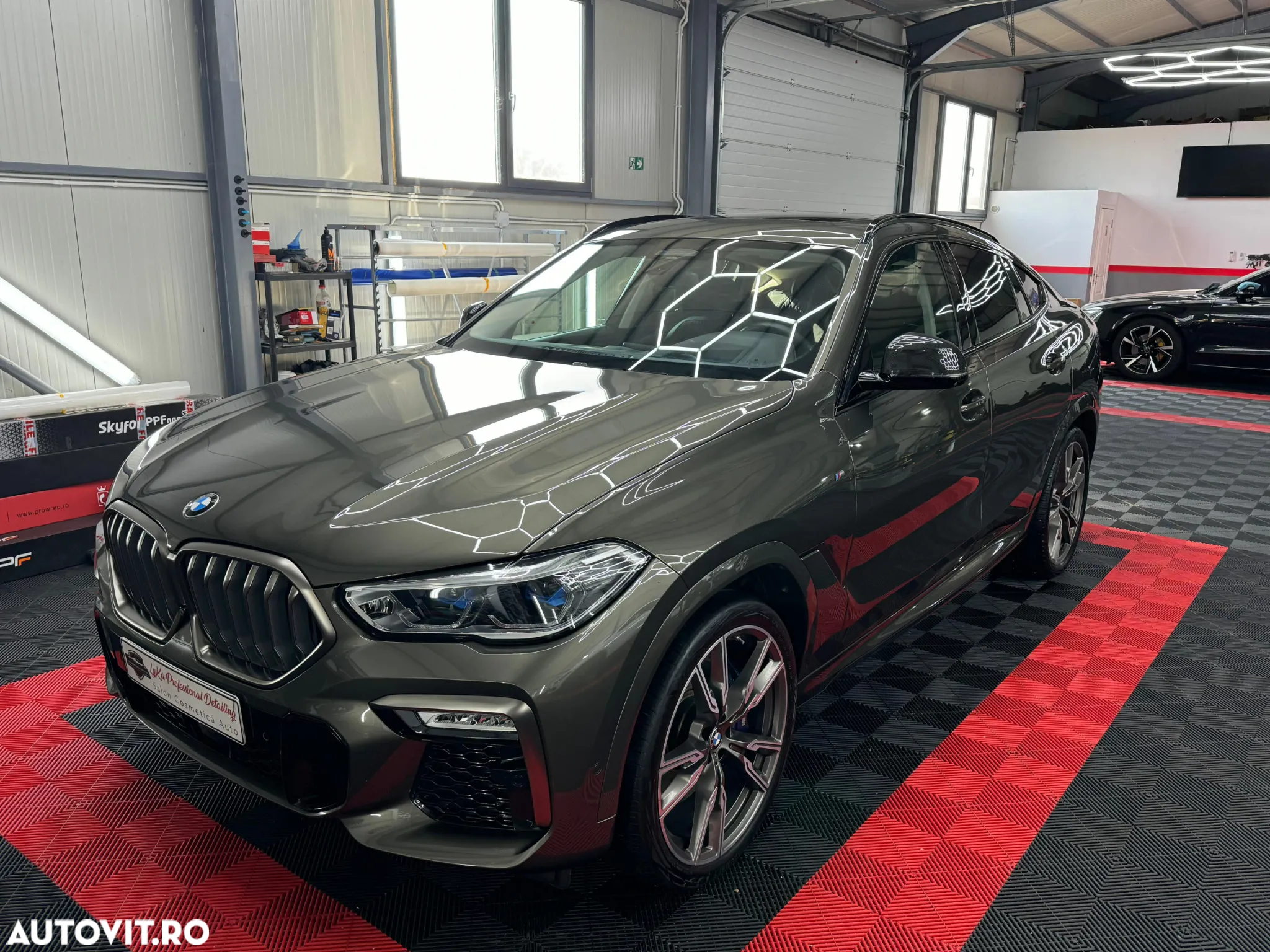 BMW X6 M M50i - 2