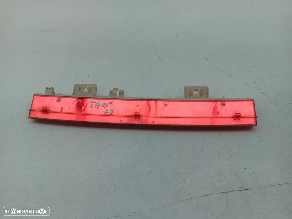 Luz stop adicional / 3º stop FIAT 500L (351_, 352_) - 3