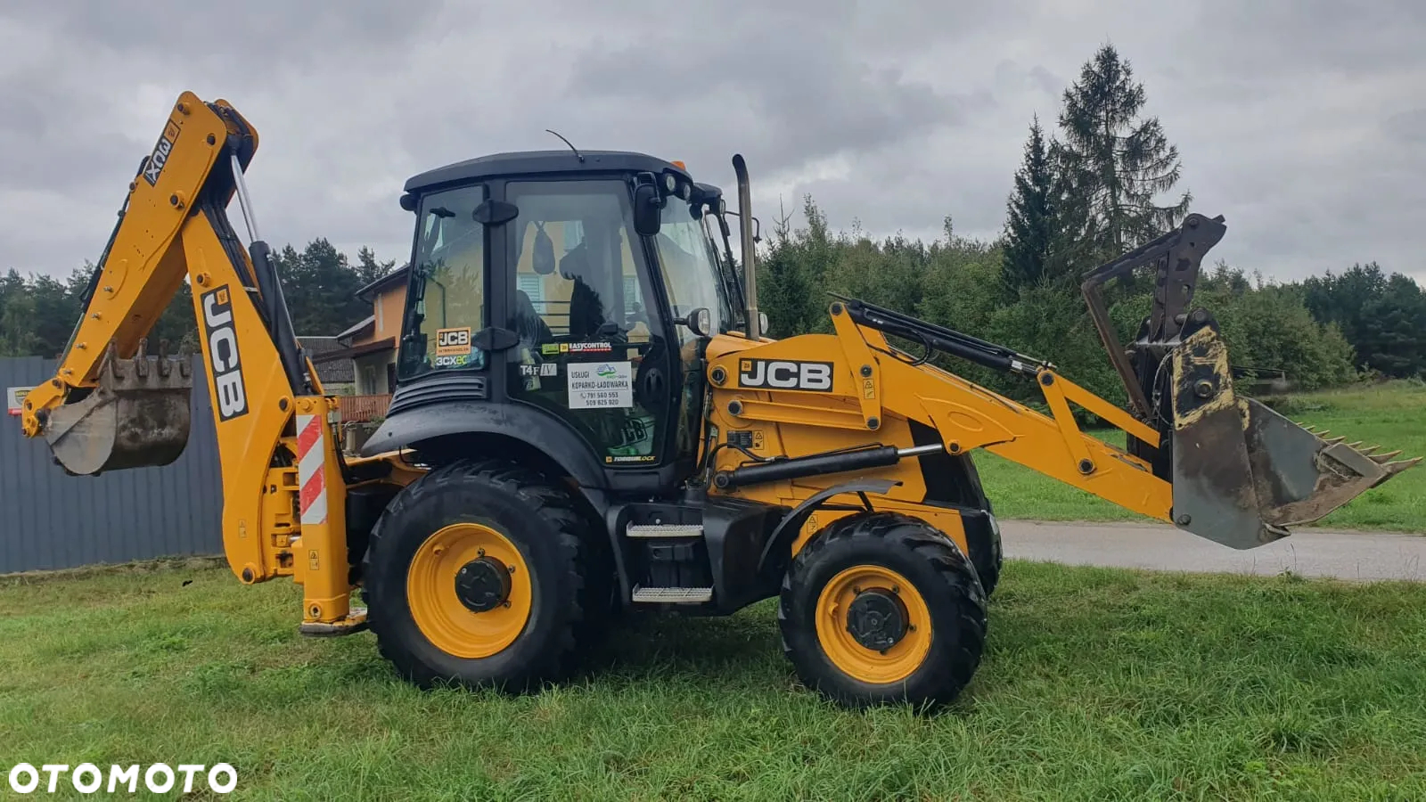 JCB 3CX - 17