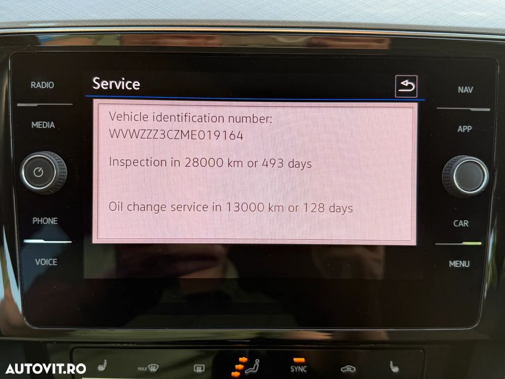 Volkswagen Passat 2.0 TDI DSG Comfortline - 22