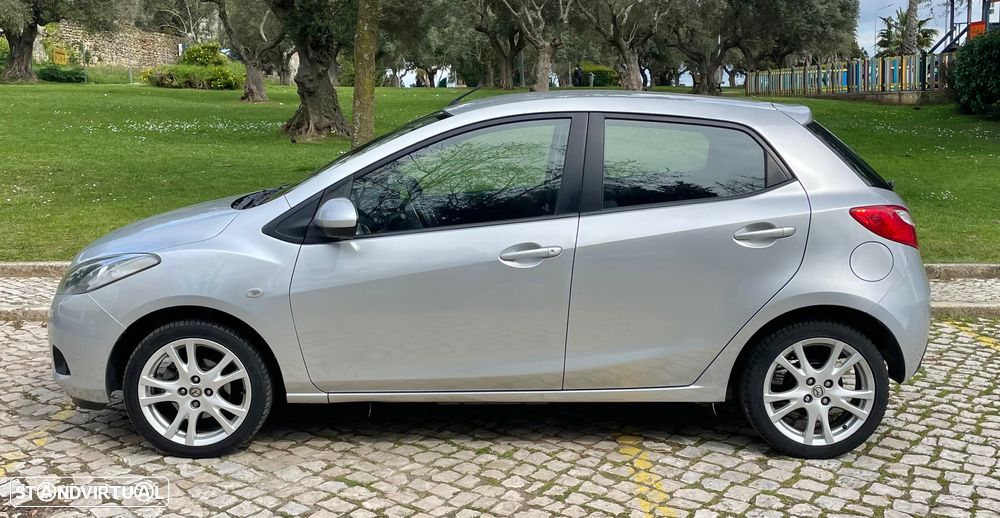 Mazda 2 1.3 MZR Exclusive - 3