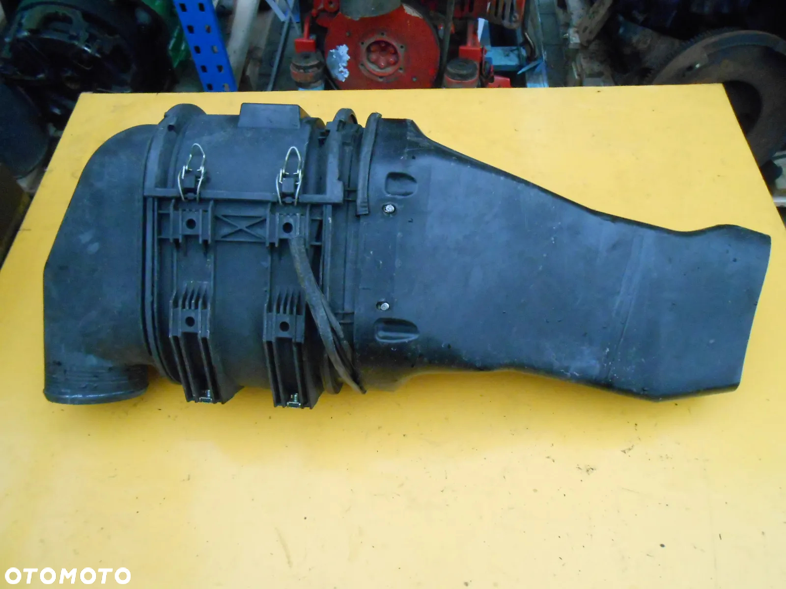 Obudowa filtra powietrza McCormick XTX145 TTX230 - 5