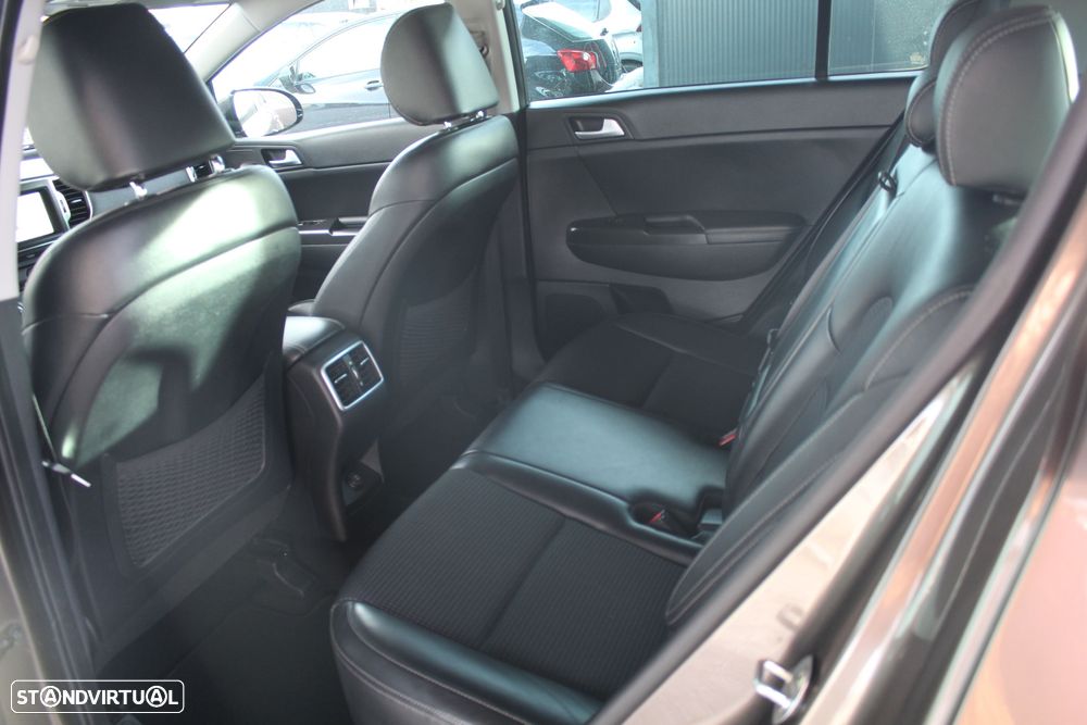 Kia Sportage 1.7 CRDI ISG TX Prime - 8