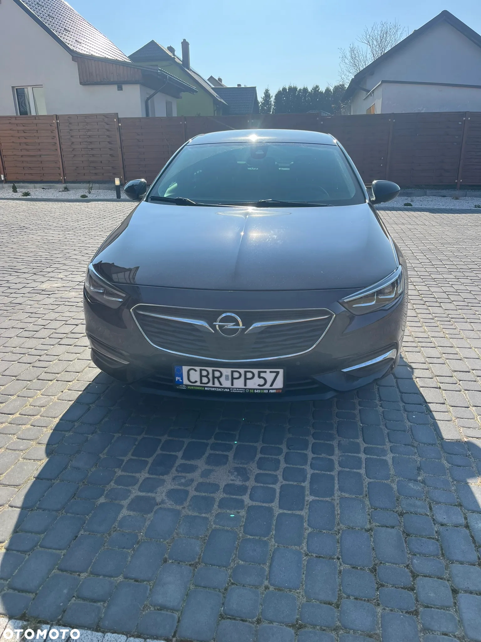 Opel Insignia - 2