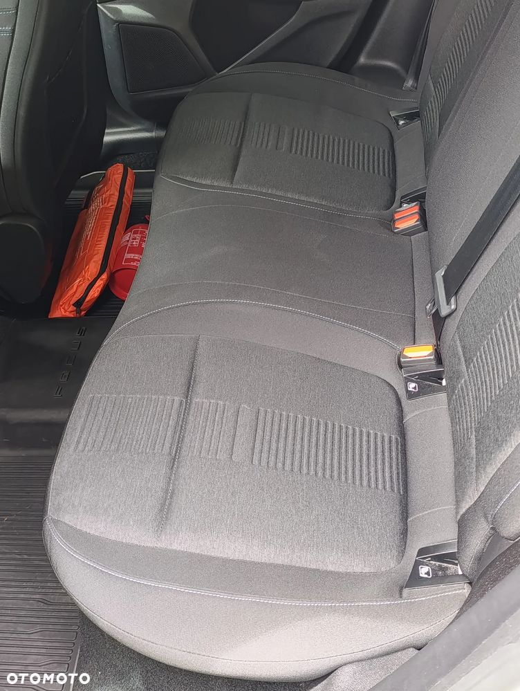 Ford Focus - 20