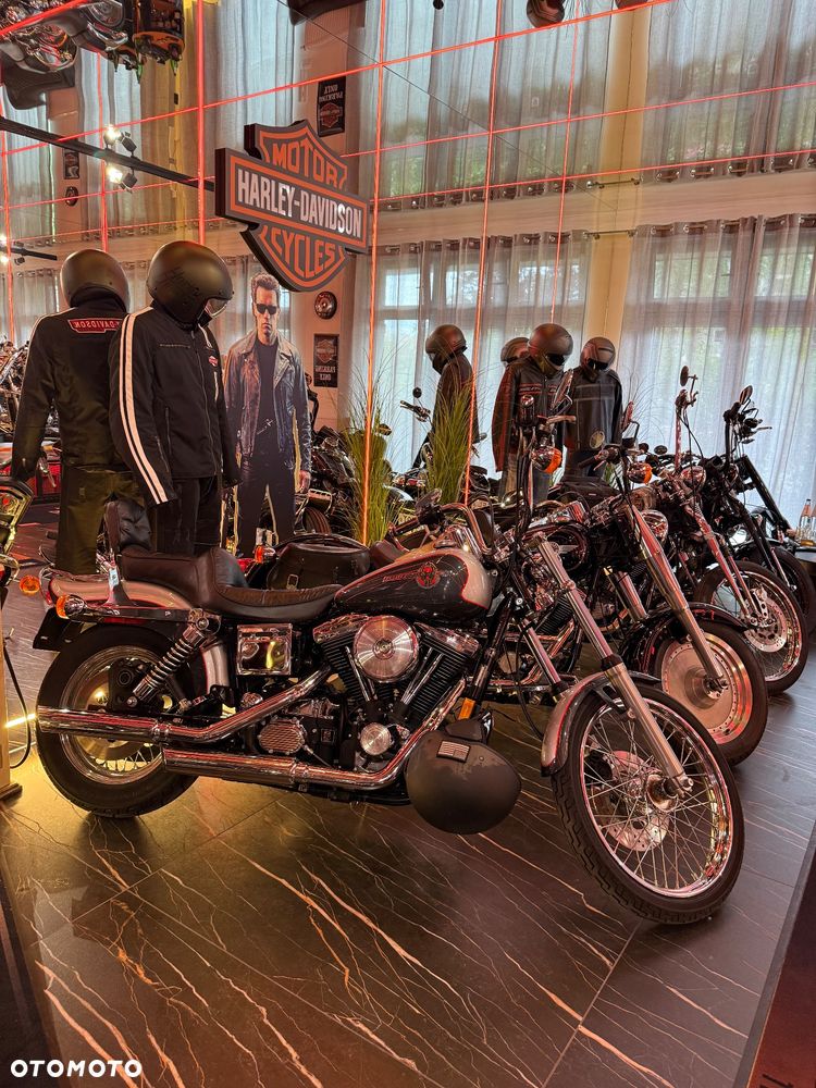 Harley-Davidson Dyna - 16