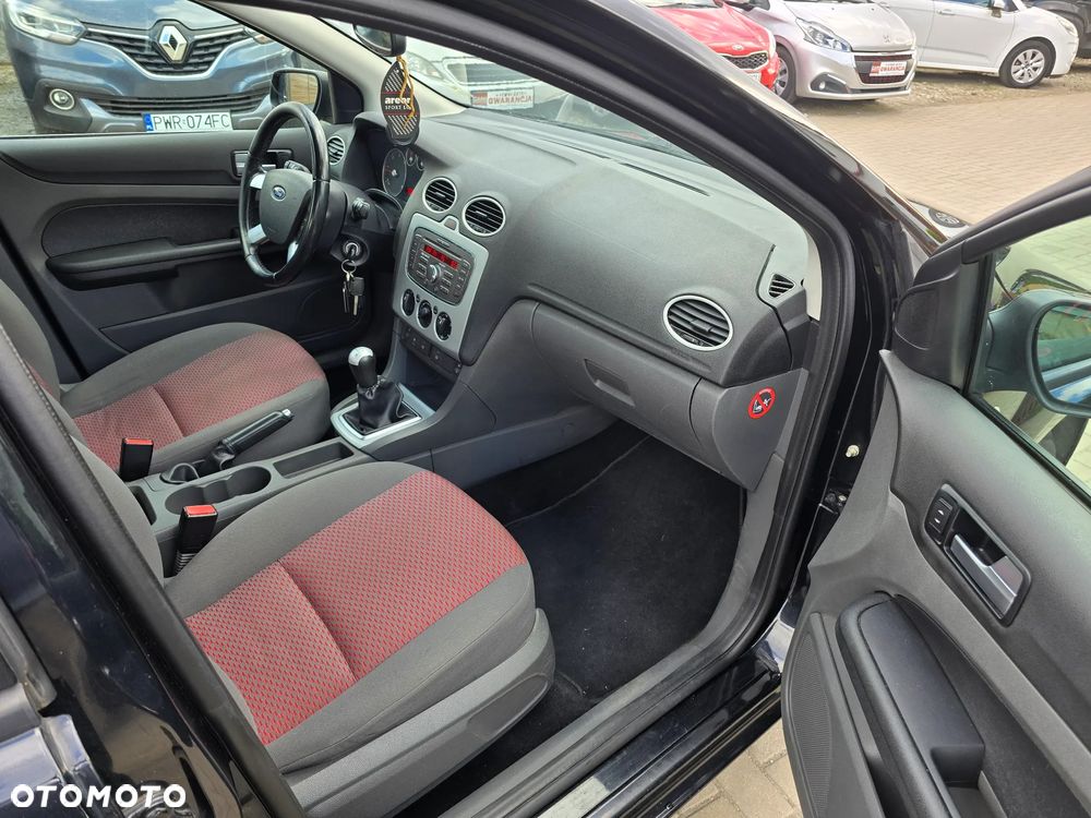 Ford Focus - 11