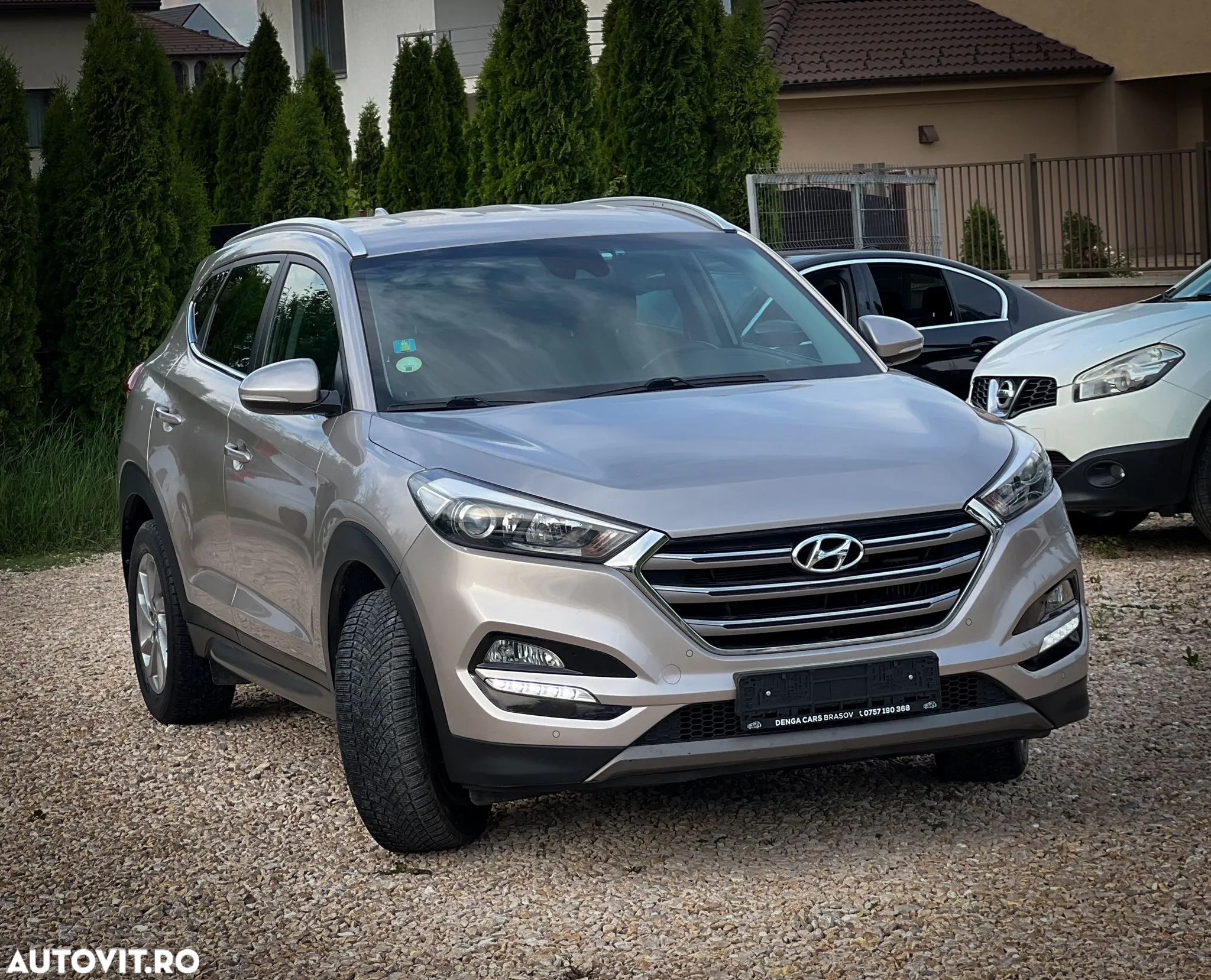 Hyundai Tucson blue 1.7 CRDi 2WD DCT Premium - 2
