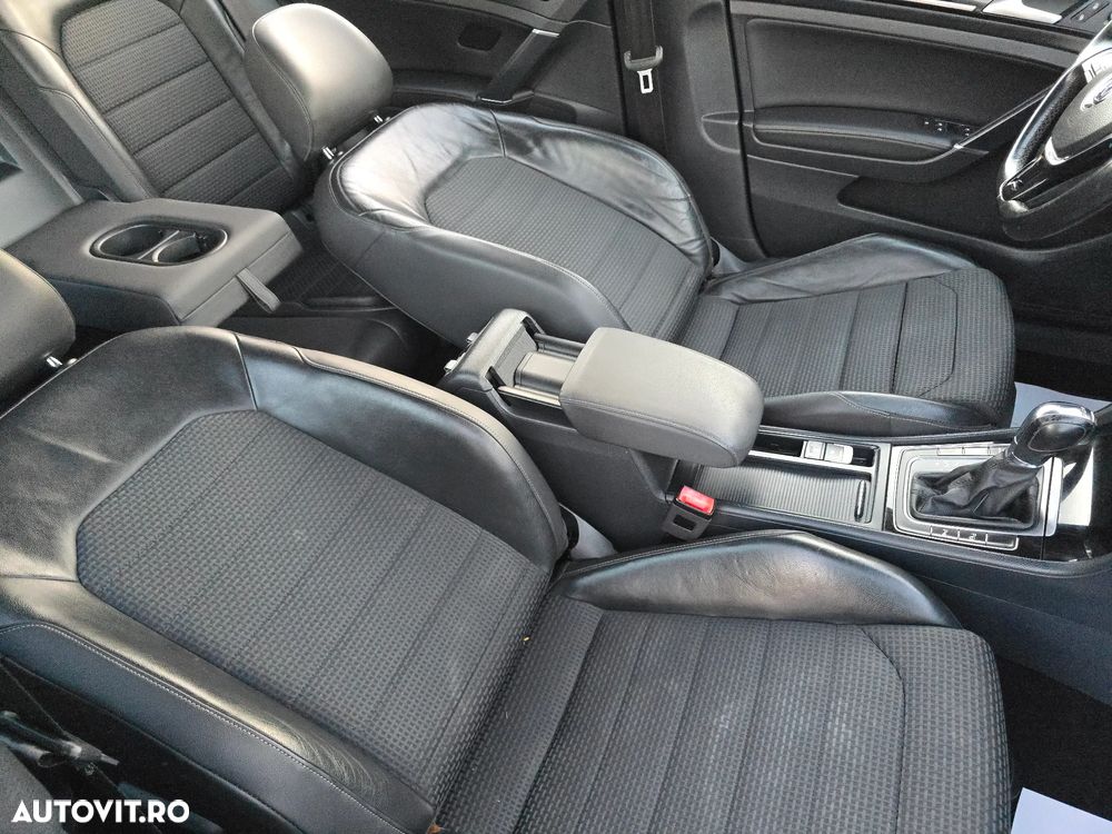 Volkswagen Golf 1.4 TSI ACT BlueMotion Technology DSG Highline - 10