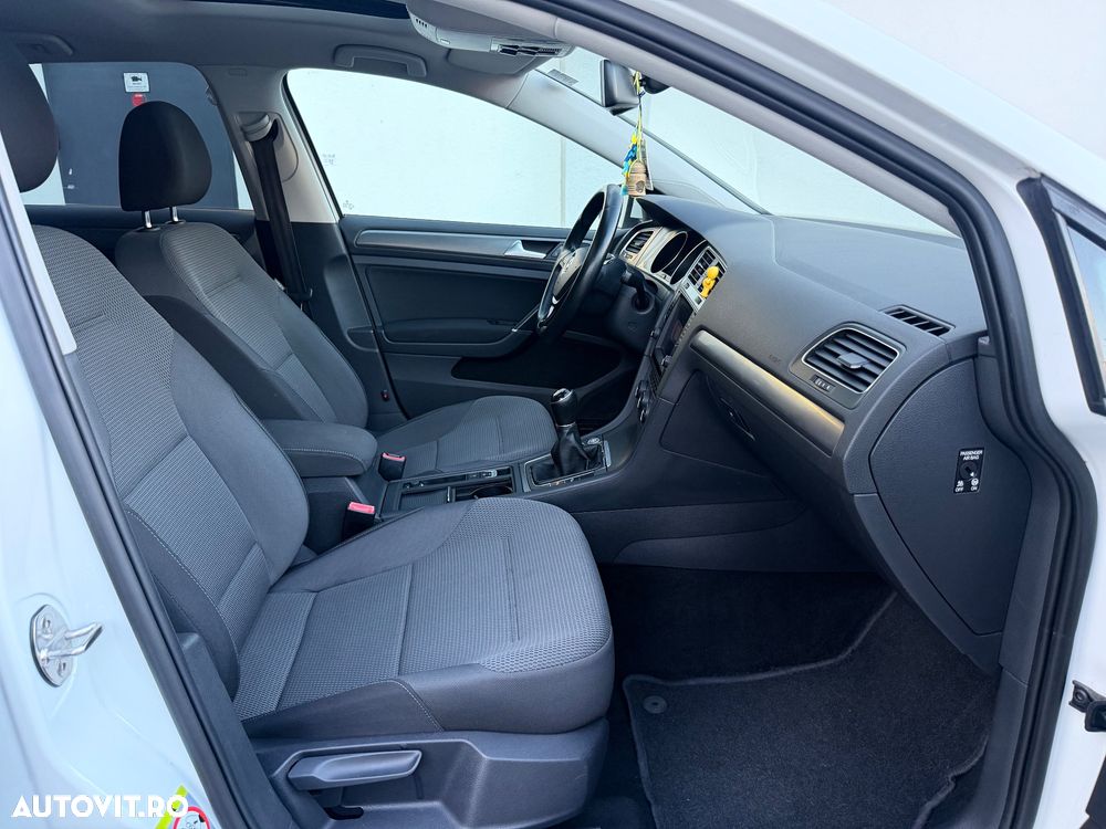 Volkswagen Golf - 7