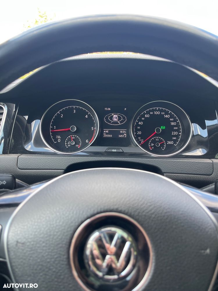 Volkswagen Golf 2.0 TDI (BlueMotion Technology) DSG Highline - 9